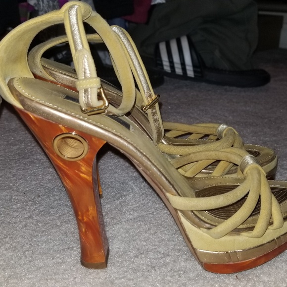 Louis Vuitton platform heels - Picture 2 of 6